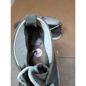 UGG | Shoes | Ugg Treadlite Mens Casual Leather Chukka Boot  display picture 2